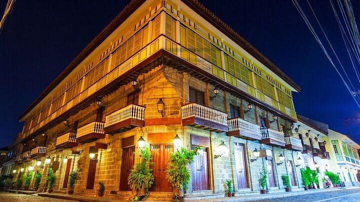 Manila Historical Highlights Private Half Day Tour