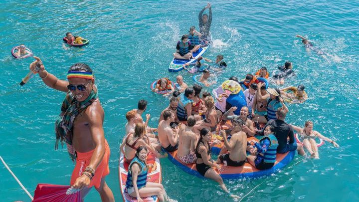 Nha Trang Floating Bar Party with Coral Reef Snorkeling