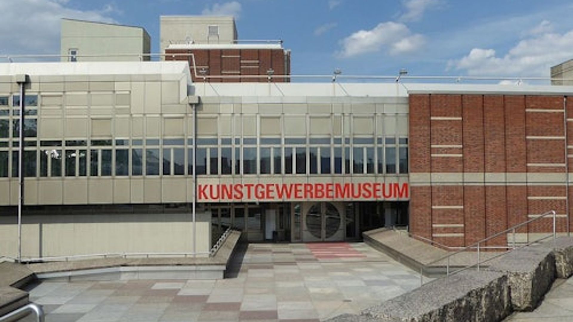 Museum of Decorative Arts (Kunstgewerbemuseum)
