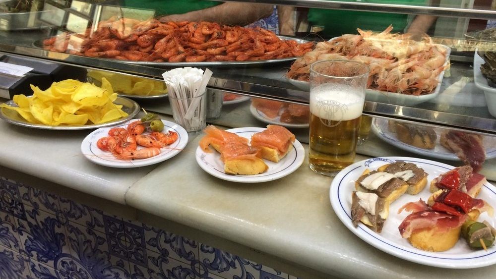 Barcelona: Tapas Crawl Tour