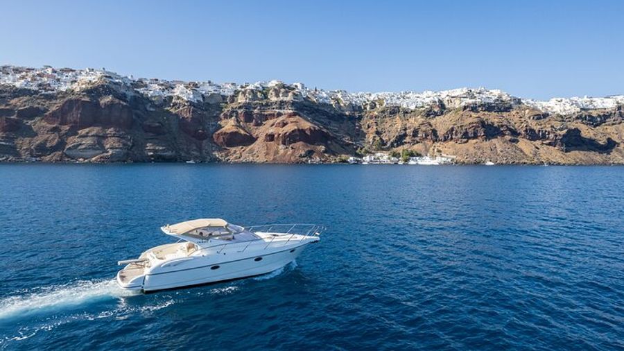Santorini Private Yacht Tour With Drinks, Lunch & Hotel Pickup