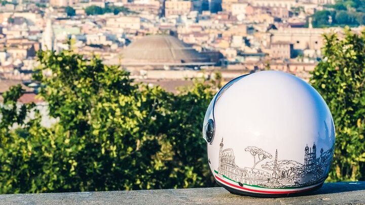 Highlights of Rome Vespa Sidecar Tour in the Afternoon with Gourmet Gelato stop