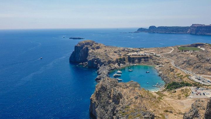 Greek Daytrip: Rhodes to Lindos Minibus Tour