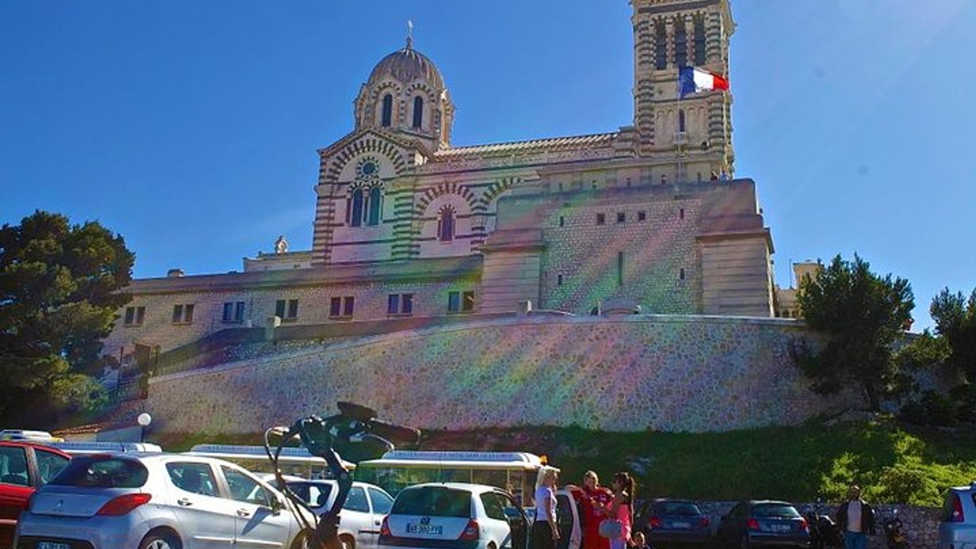 Marseille City and Coast Sightseeing E-Bike Small-Group Tour