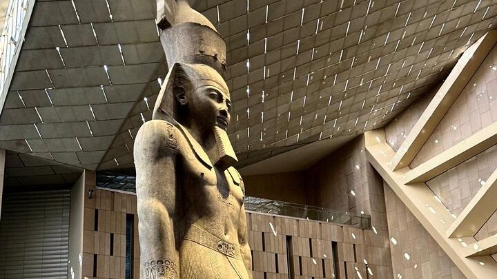 Private tour Giza Pyramids, Grand Egyptian Museum & Local Lunch