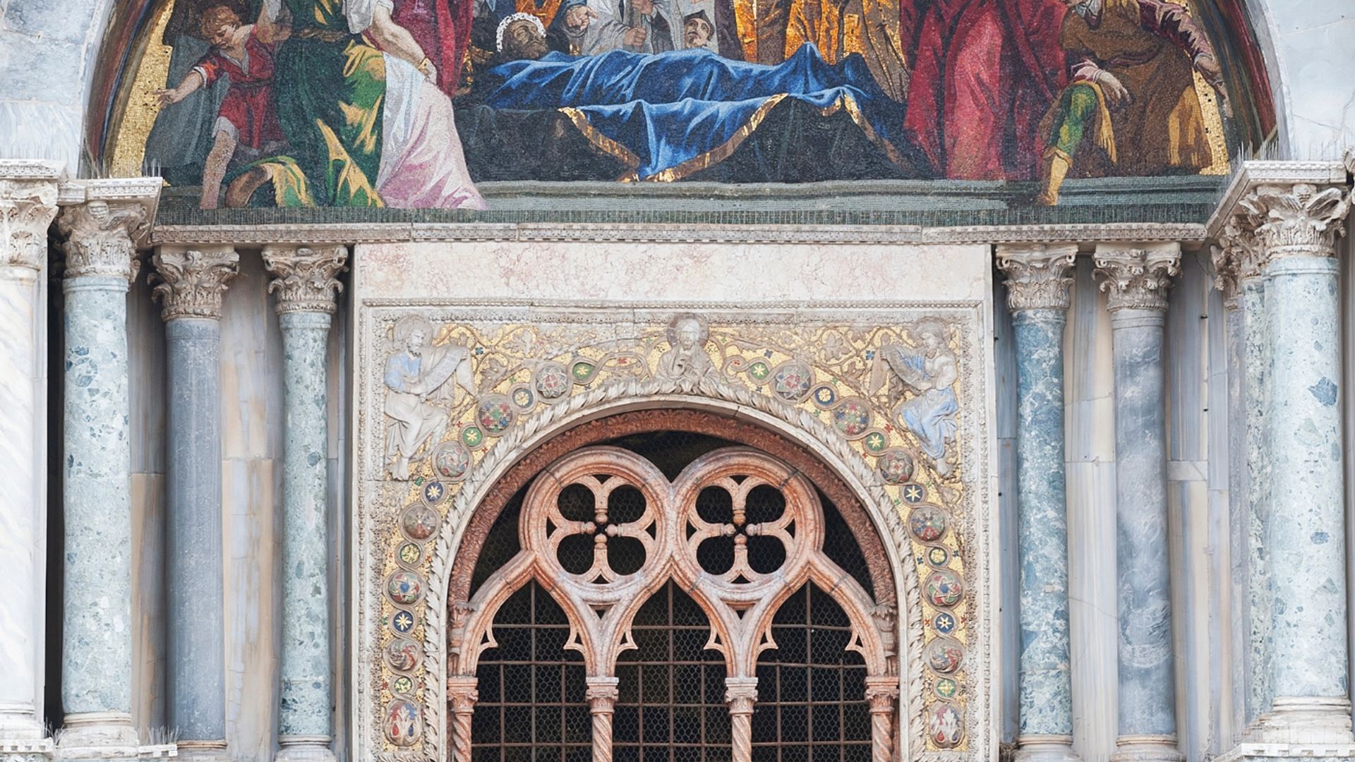 SAN MARCO BASILIKA: OHNE ANSTEHEN