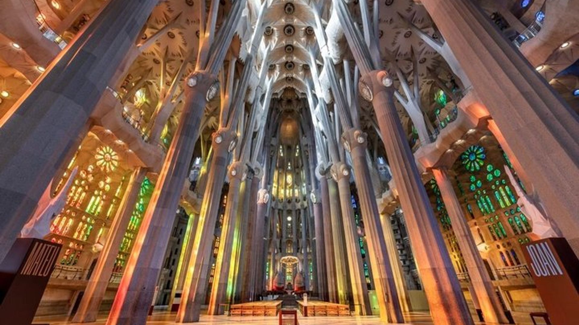 Barcelona Private Sagrada Familia Tour Skip-the-line tickets