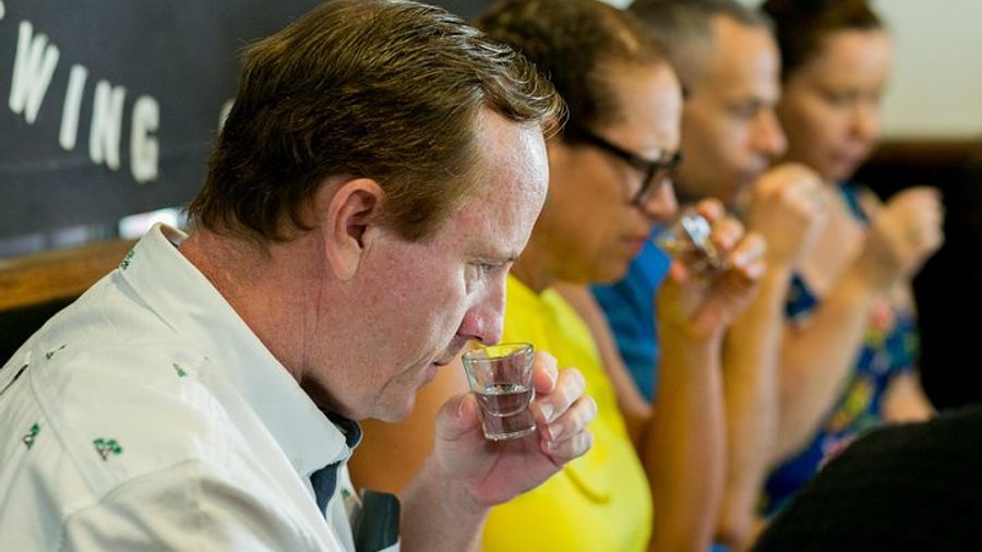 Nassau: Small-Group Walking Tour With Rum and Food Tasting