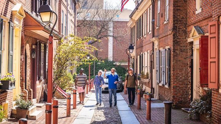 Philadelphia History and Revolution Small-Group Tour