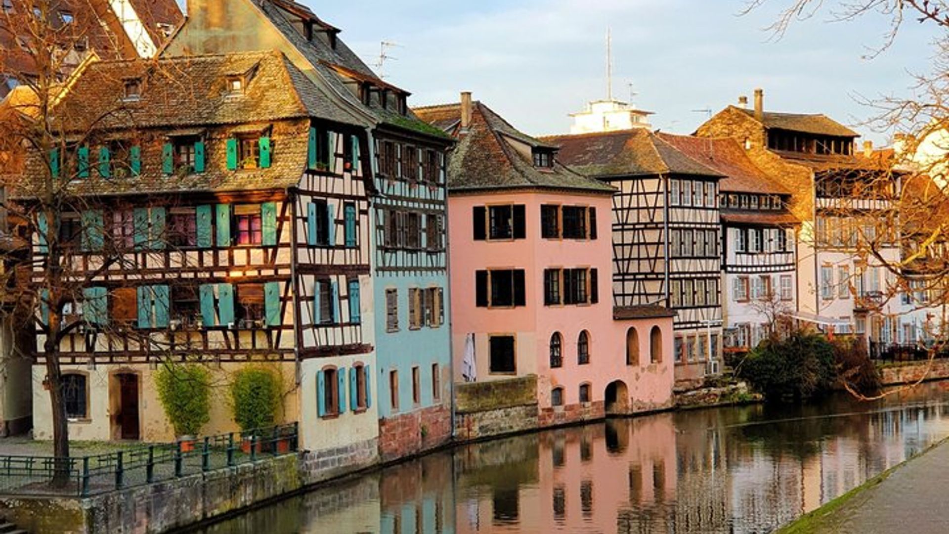 Visite à pied gratuite de Strasbourg Histoire et histoires cachées
