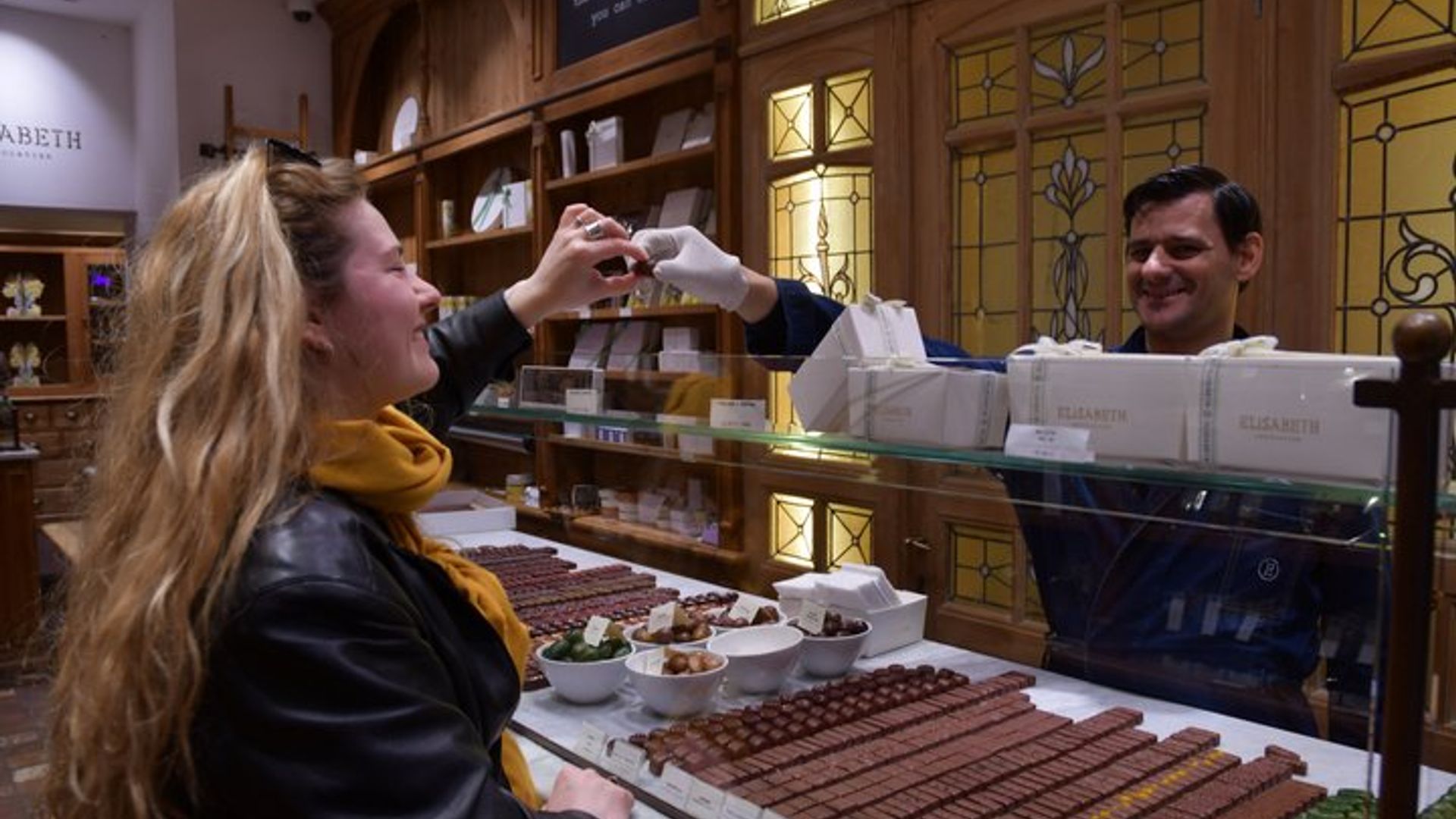 Brussels: Beer and Chocolate Half-Day Walking Food Tour