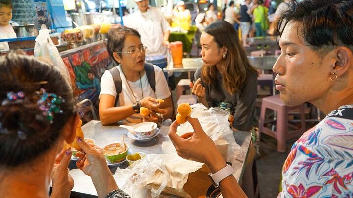 Bangkok Chinatown Small-Group or Private Food Tasting Tour