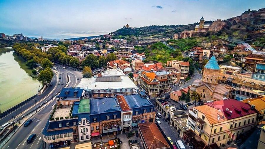 Tbilisi old town & soviet heritage - Private driver-guided Tour