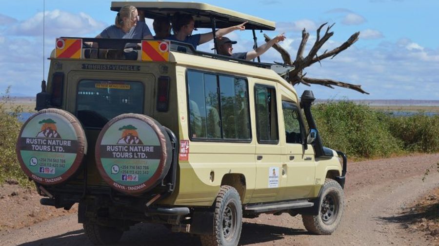 Nairobi National Park-Giraffe Center Half-Day Private Tour