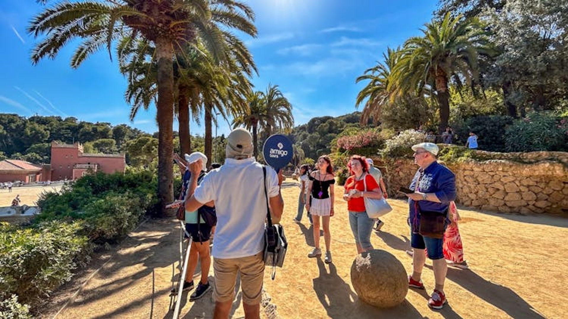 Fast-track access to Park Güell with guided tour
