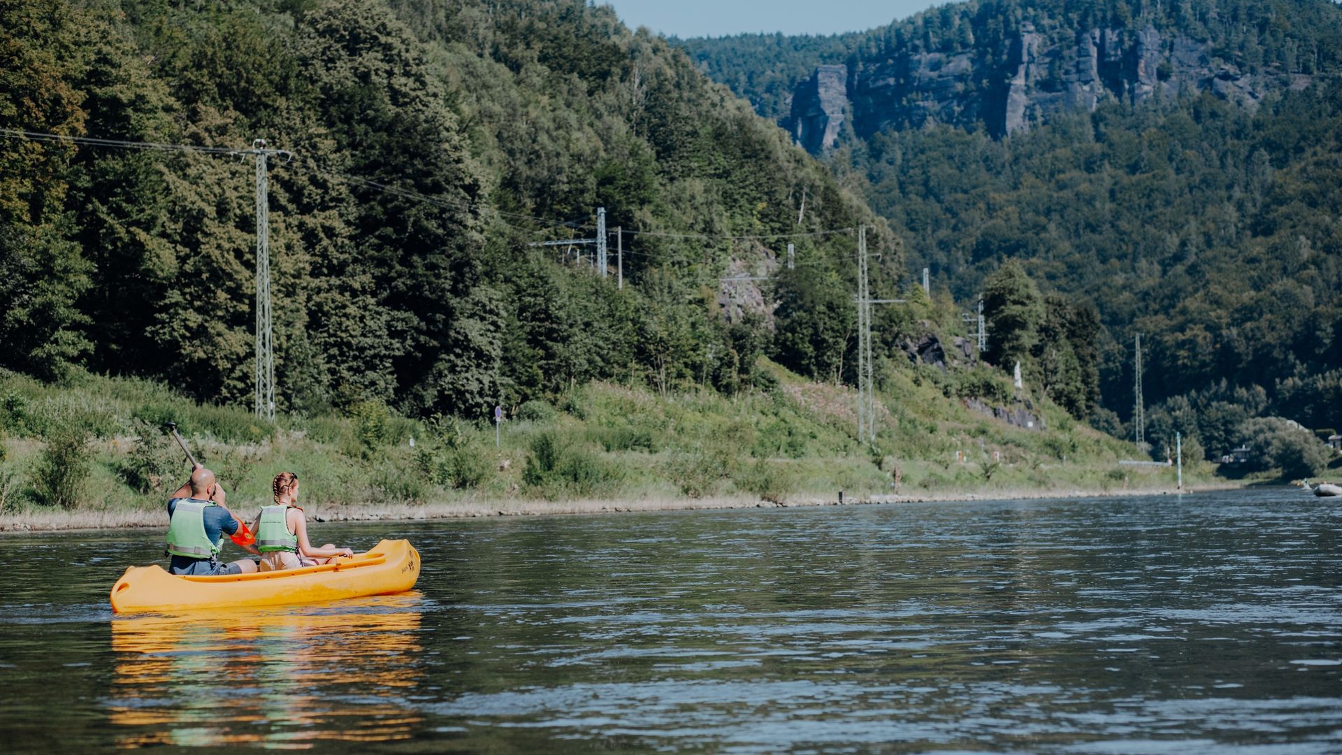 BIKE & CANOE TOUR: Schmilka - Děčín - Schmilka 5.5 hrs