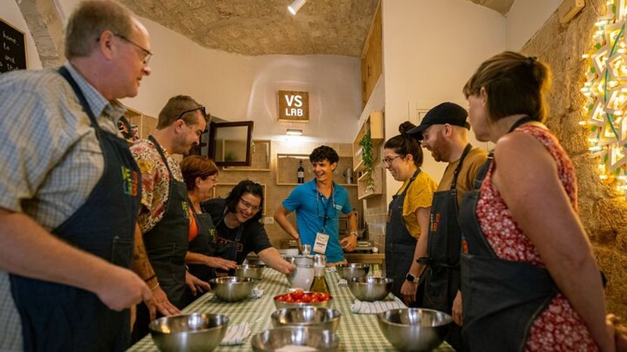 Bari Cooking Class : Traditional Focaccia & Orecchiette
