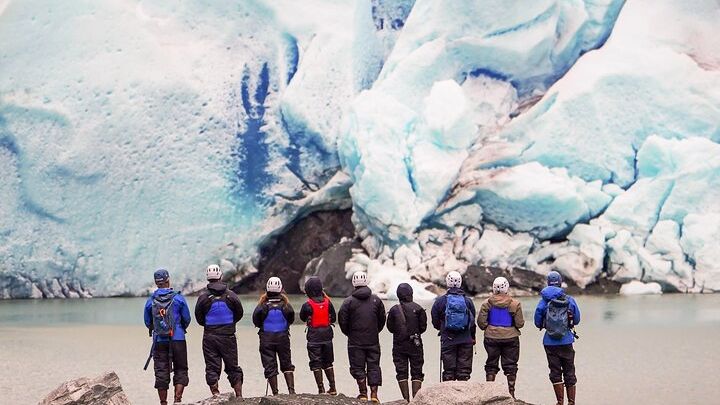 Mendenhall Glacier Canoe & Hike Adventure Tour