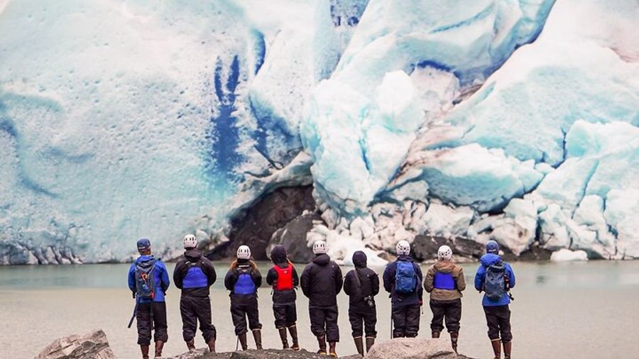 Mendenhall Glacier Canoe & Hike Adventure Tour