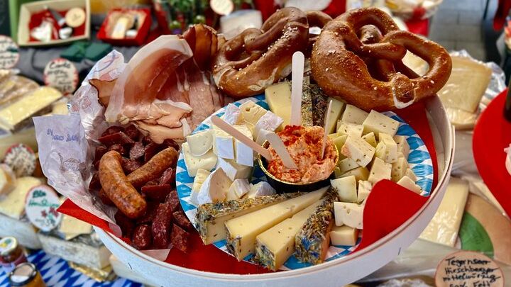 Munich Small-Group Walking Food Tour With Tastings