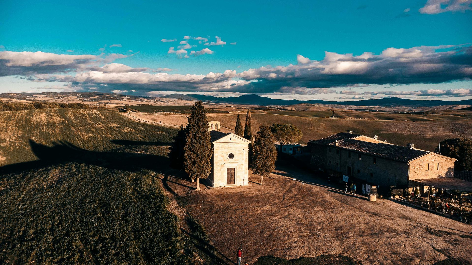 Val d'Orcia Masterpiece: E-Bike, Brunello & UNESCO Views
