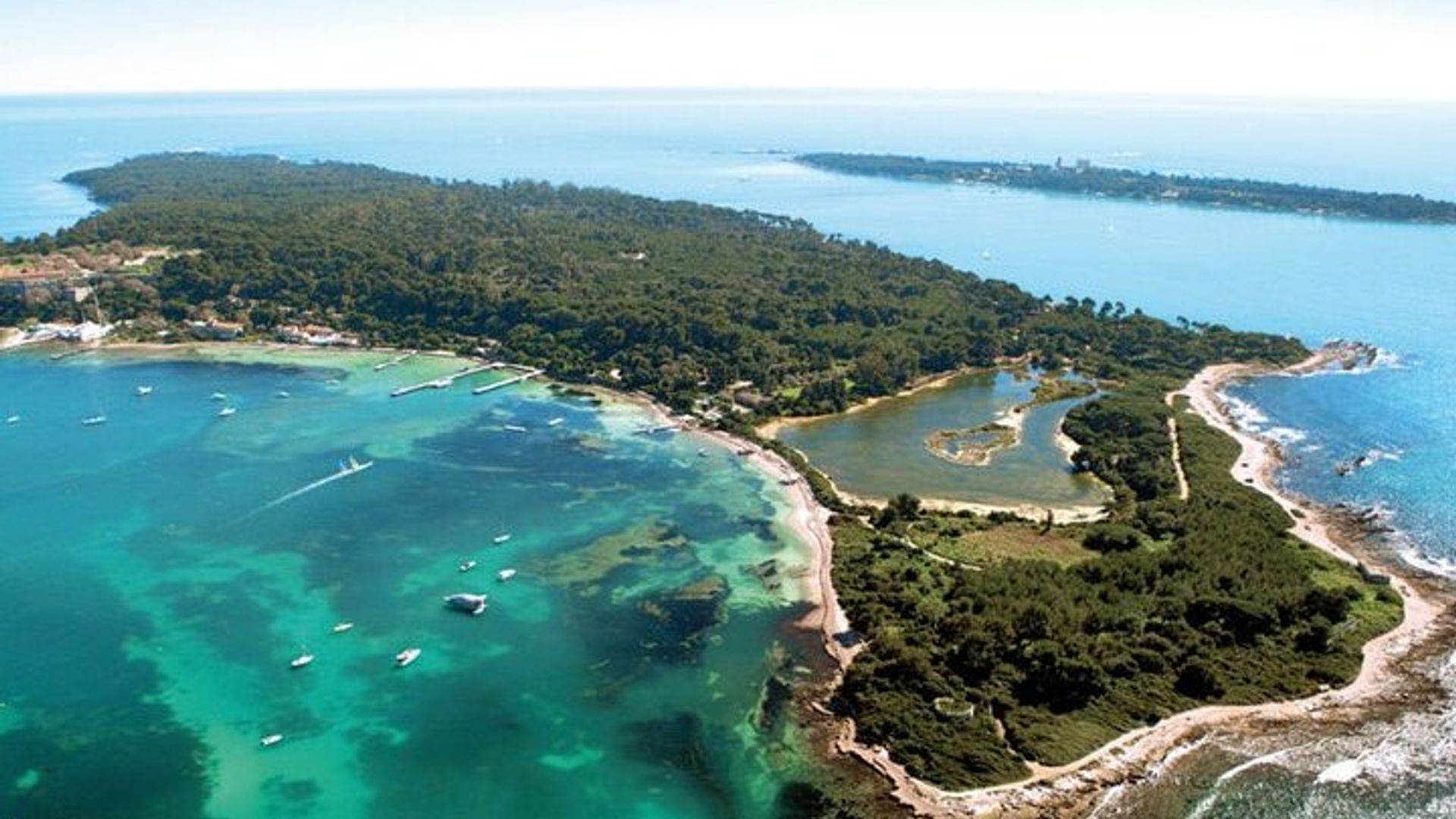 Crucero de lujo privado de día completo - un viaje sereno a las islas