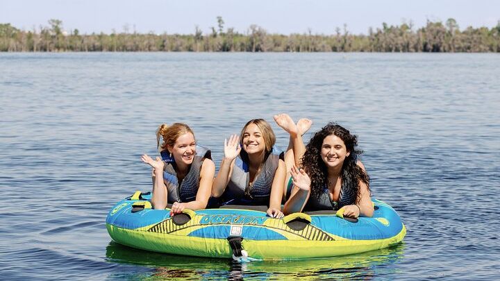 Orlando Lake Bryan Private Boat Charter With Water Sports