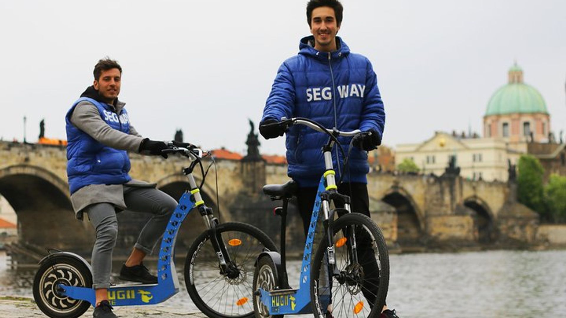 Prague: Private E-Scooter Tour
