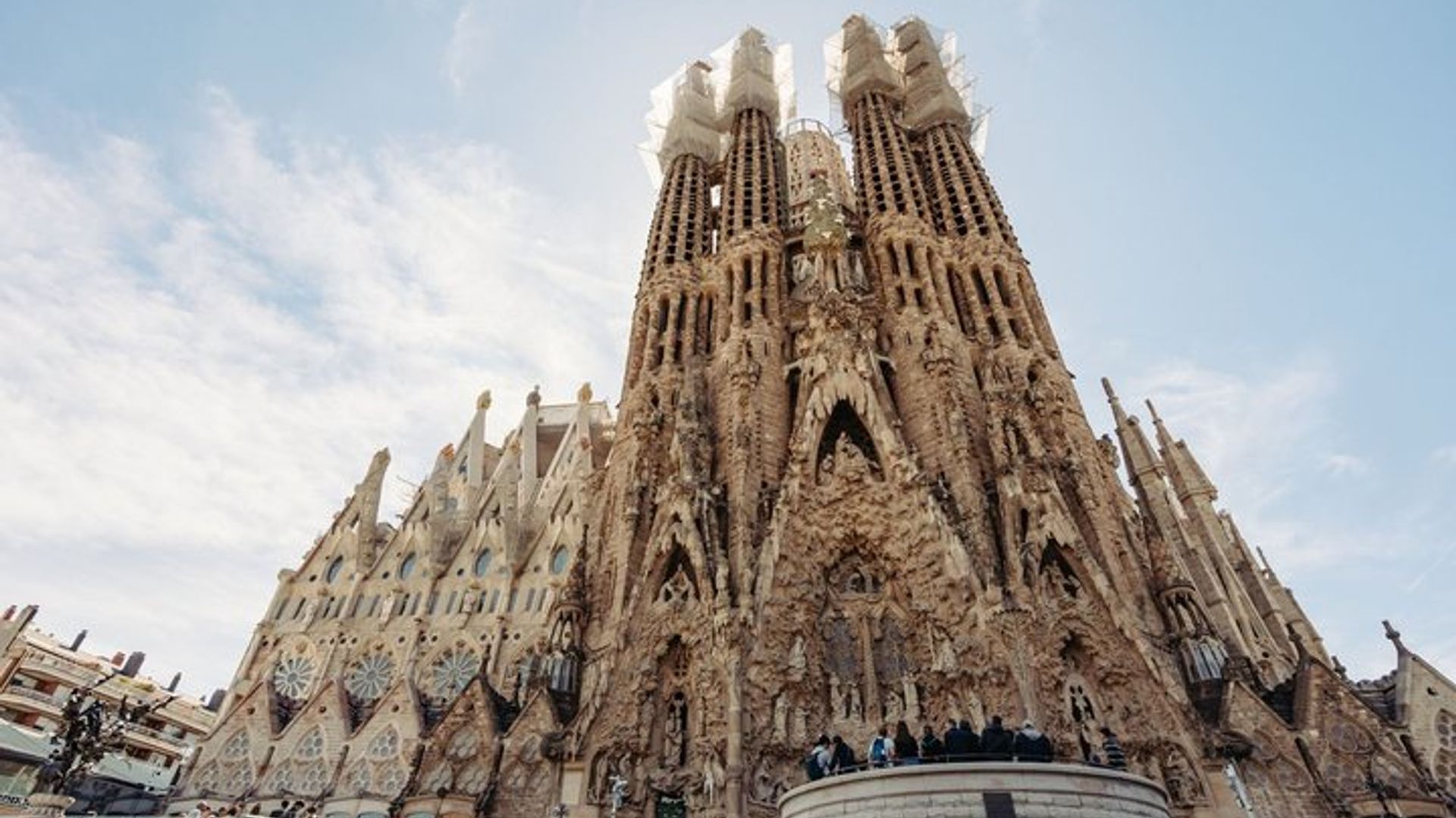 Sagrada Familia Small Group Tour with Skip-the-Line Access