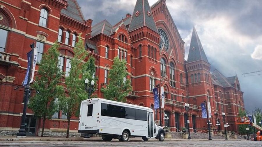 Cincinnati History and Sightseeing Multimedia Bus Tour