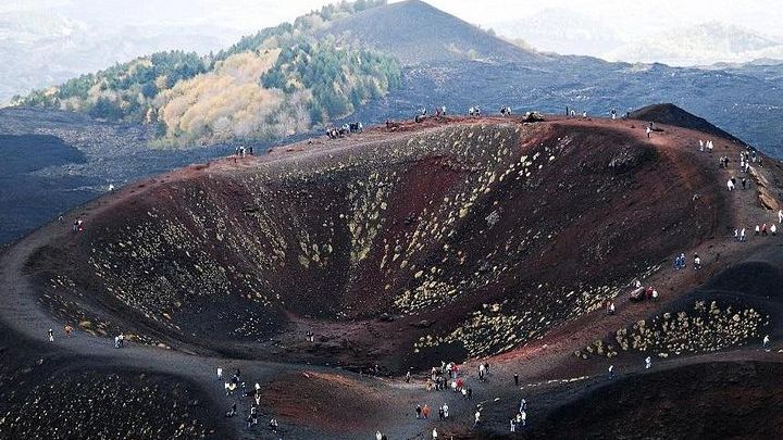 Taormina: Etna Volcano Private Food and Wine Tasting Tour