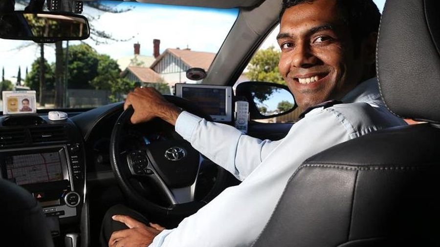 AirPort CMB to Colombo Private Taxi 247 Lowest Price Mini Bus, Car, Van
