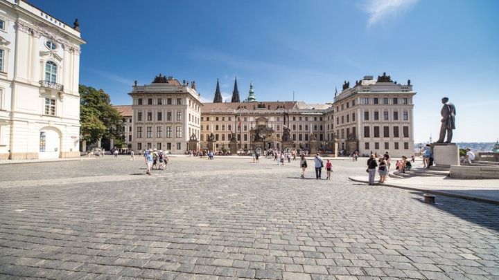 Discover Prague Private Tour - 3 hours