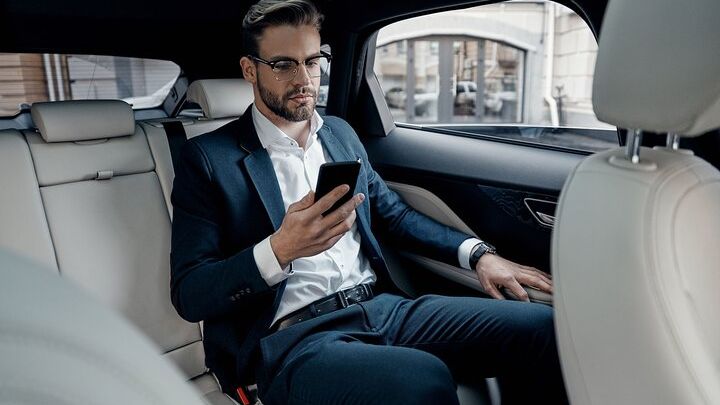 Heathrow Airport To Southampton Private Transfer Service