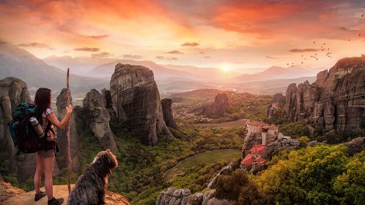 Hiking Tour to Meteora from Kalambaka - Local Agency