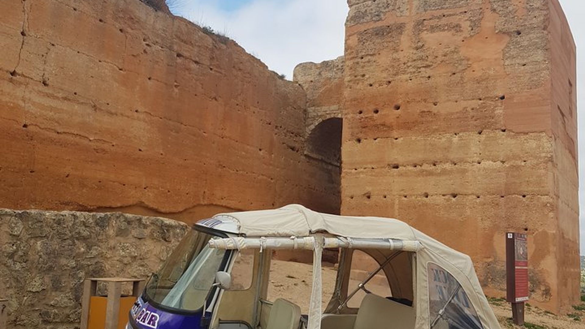 TOURS CARLOS SMILE TUK TUK - costa, campo o mixto