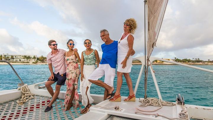 Aruba Sunset Sail with Caribbean Dinner and Live Music