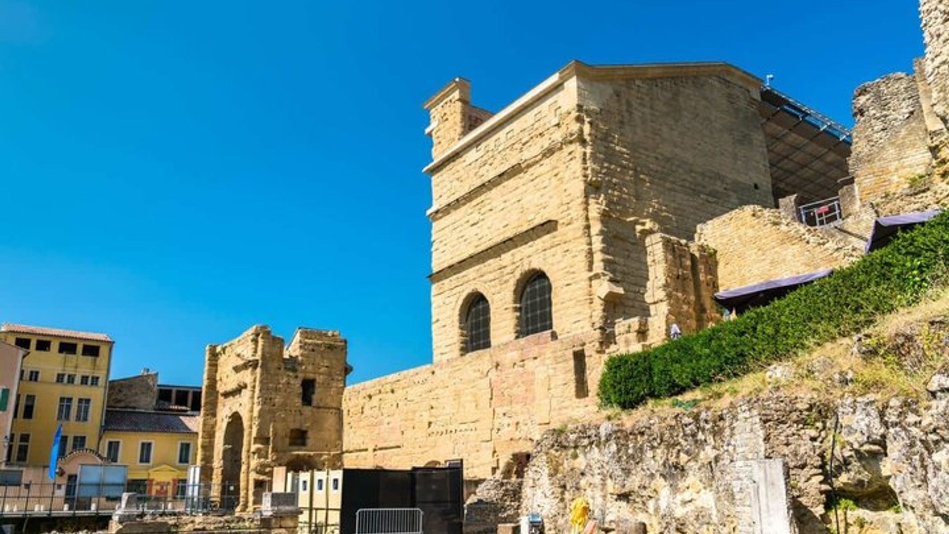 Hello Orange : Private 2 - Heure Intro City Walk avec Guide Local