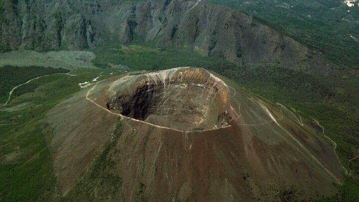 Mount Vesuvius tour by bus and ticket included from Ercolano