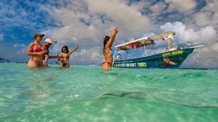 El Cielo Cozumel Snorkel Private Boat + Food + Drinks + Beach