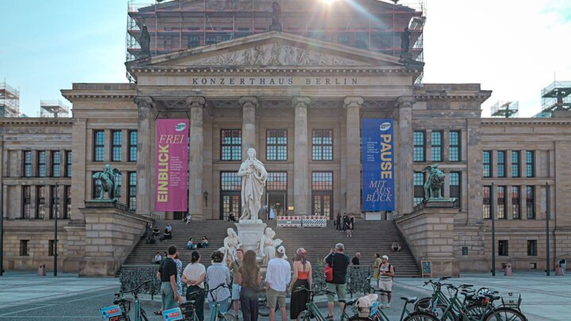 Berlin: School Class Bike Tour to Explore the Highlights