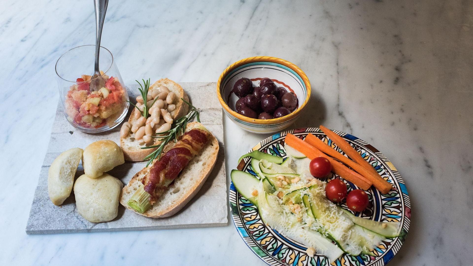 Small Group Market tour and Dining Experience at a local's home in Viareggio