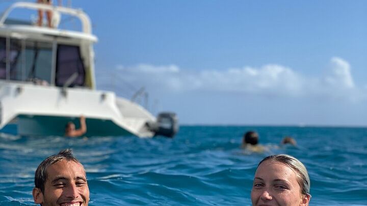 Honolulu, Oahu: Private Catamaran Cruise and Snorkeling Tour