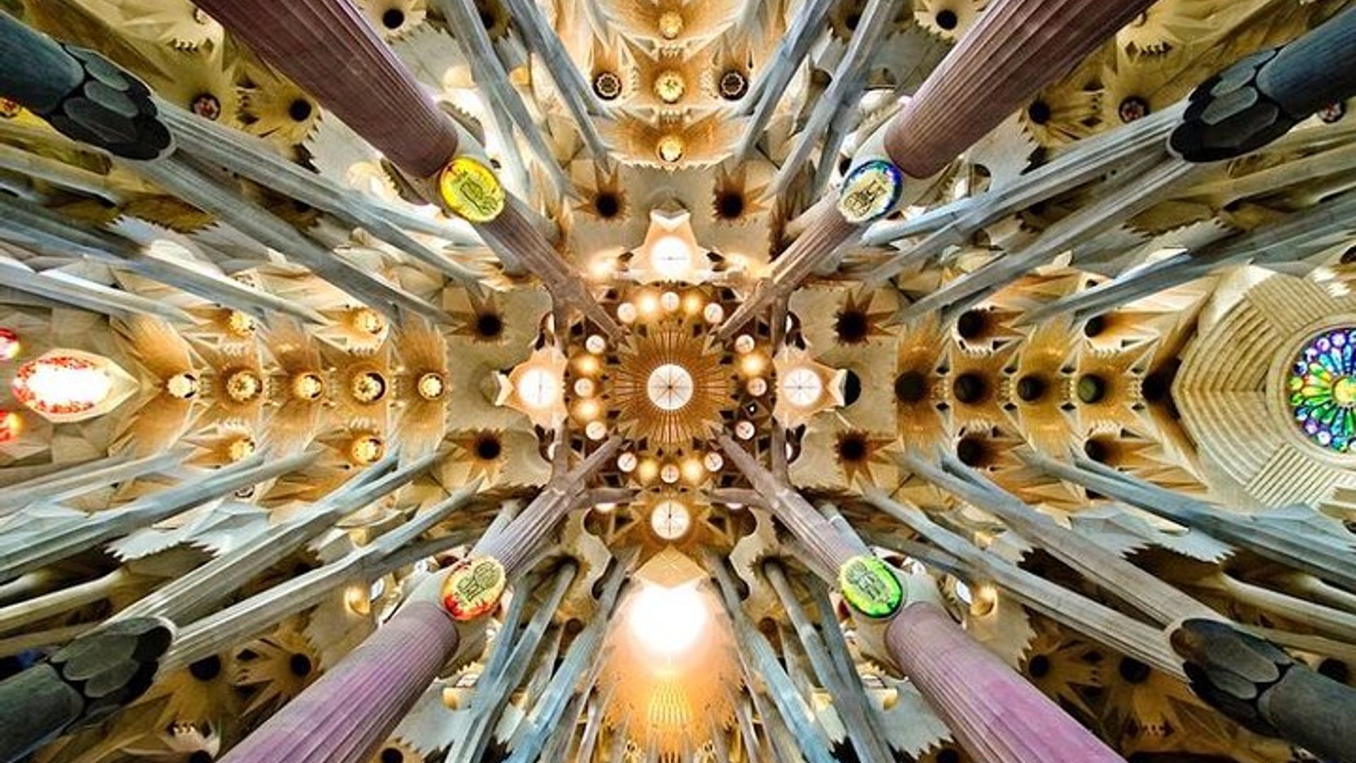 Barcelona Small-Group Sagrada Familia Skip-the-Line Tour