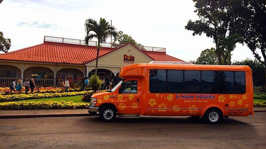 Oahu Majestic Circle Island Tour with Waimea Falls and Byodo Inn