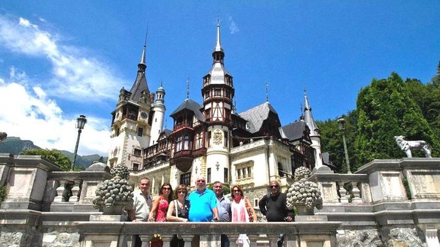 Dracula's Castle, Peles Castle Small-Group Tour from Bucharest