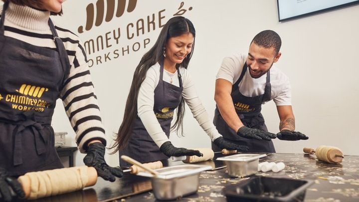 Budapest Traditional Chimney Cake Kurtoskalacs Workshop