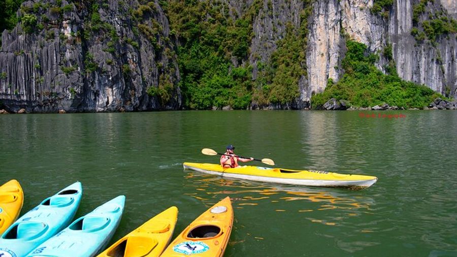 Ha Long Bay Day Cruise From Hanoi Sung Sot Cave, Titop & Kayak