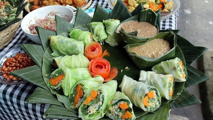 Ubud Market Tour and Private Balinese Cooking Class with Local