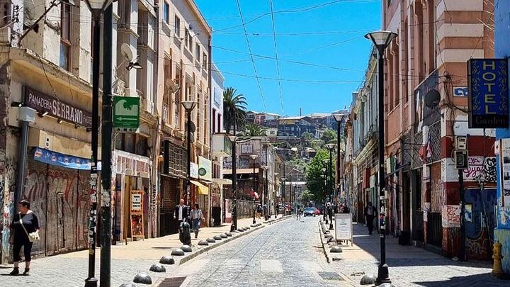 Valparaíso & Casablanca : Wine, Heritage and local culture